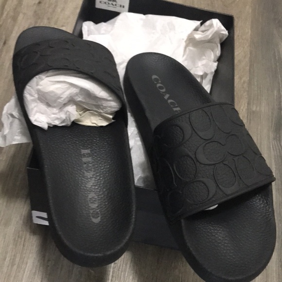 Coach Signature Slide - Picture 5 of 16